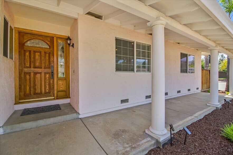 Building Photo - 6738 Tannahill Dr