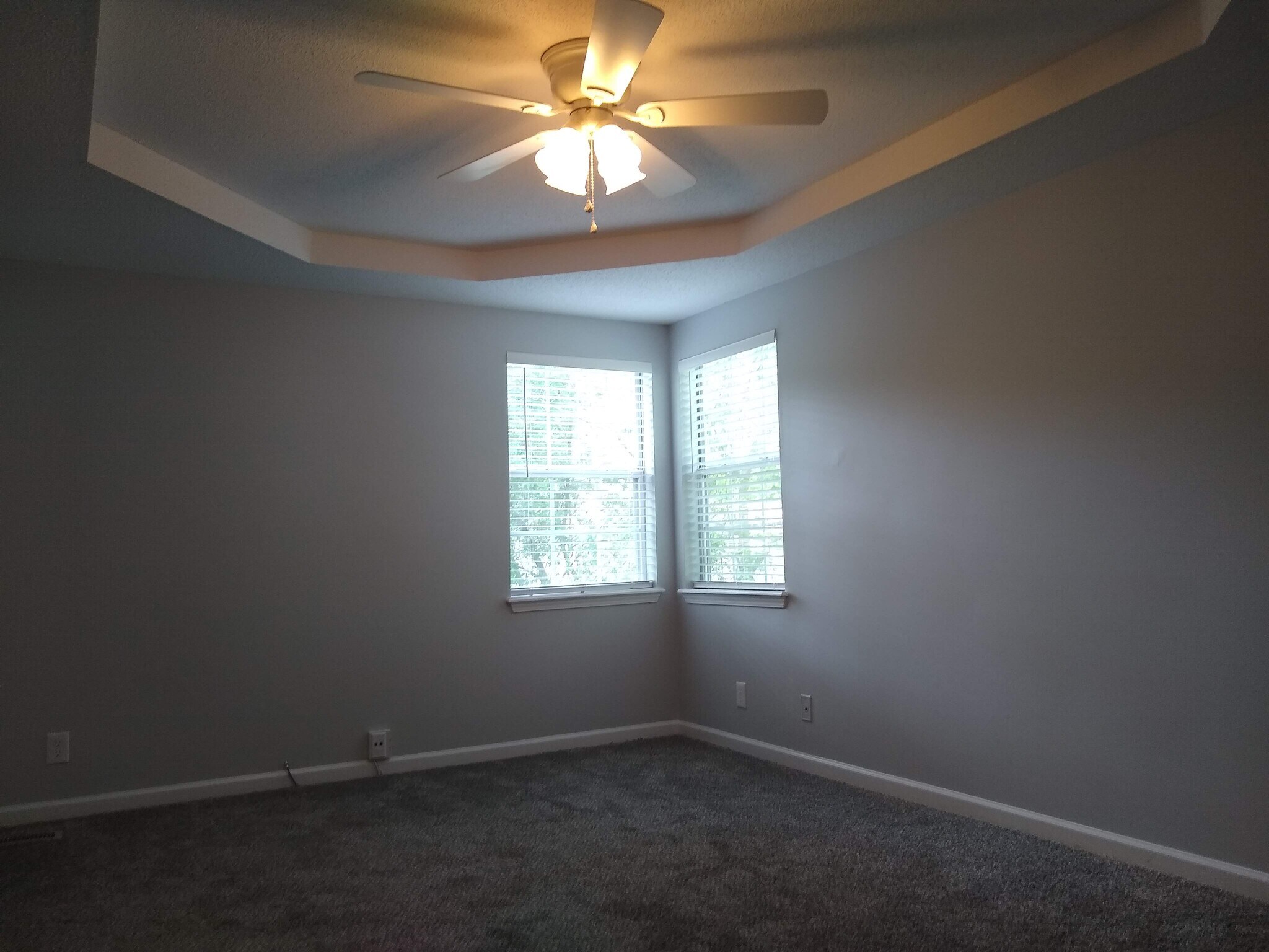 Master Bedroom - 967 may Apple dr