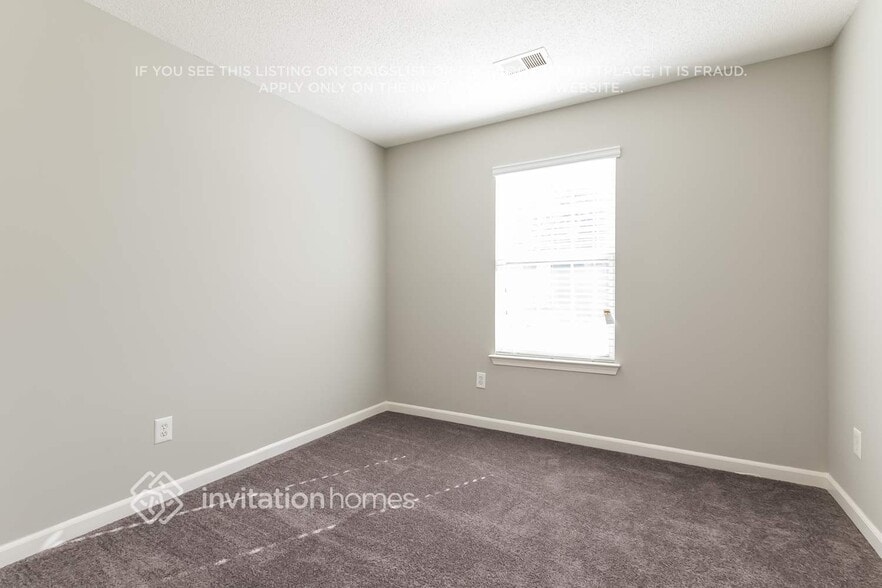 Building Photo - 4611 Orange Dr