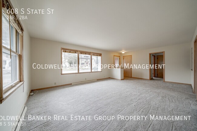 Building Photo - 608 S State St
