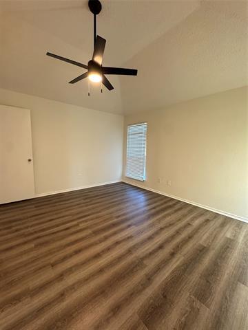 Building Photo - 503 Rose Dr