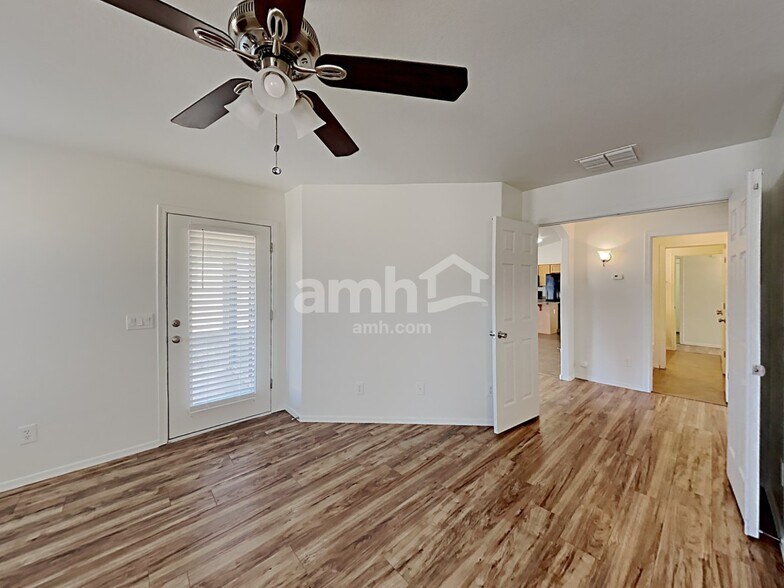 Building Photo - 16200 W Mauna Loa Ln