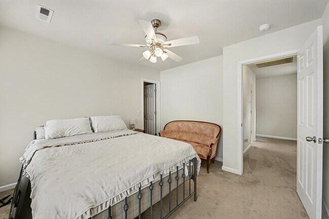 Building Photo - 230 Cameron St