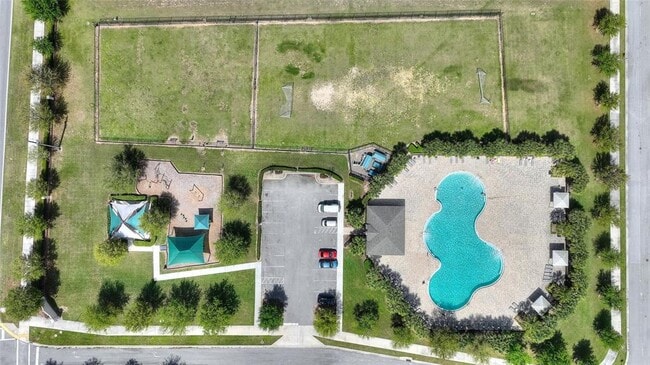 Building Photo - 1501 Woodlark Dr