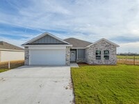 Building Photo - 3 BR/2 BA Corsicana Home
