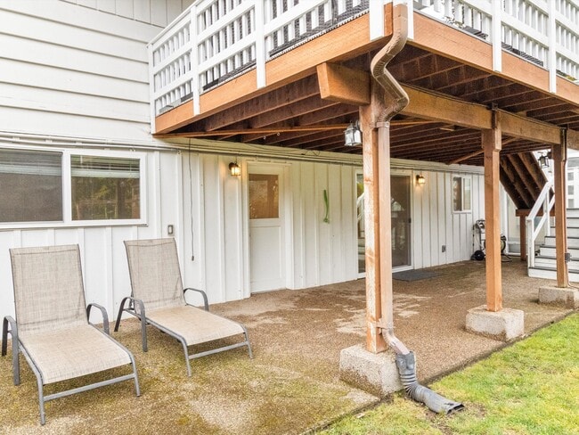 Building Photo - 4205 7th St SW