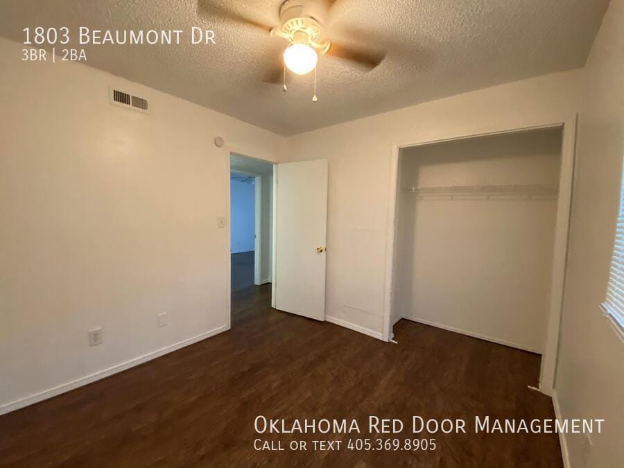 Building Photo - 1803 Beaumont Dr