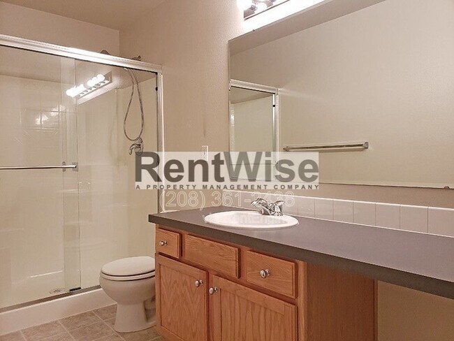 Building Photo - 12343 W Abram Dr