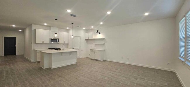 Building Photo - 8434 Tranquil Bay Ct