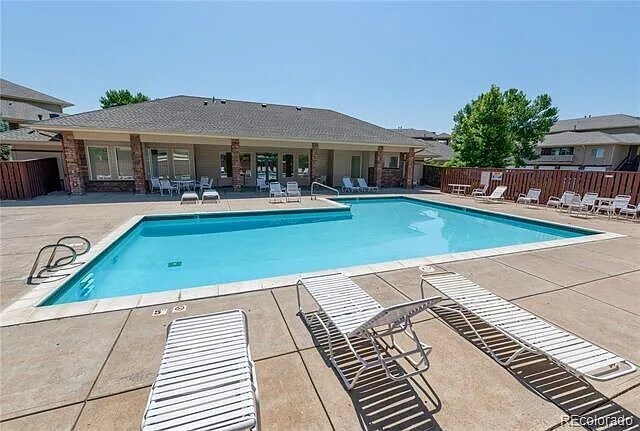 Pool - 4545 Wheaton Dr
