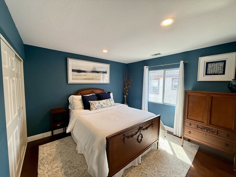 Building Photo - 26341 Via Corrizo