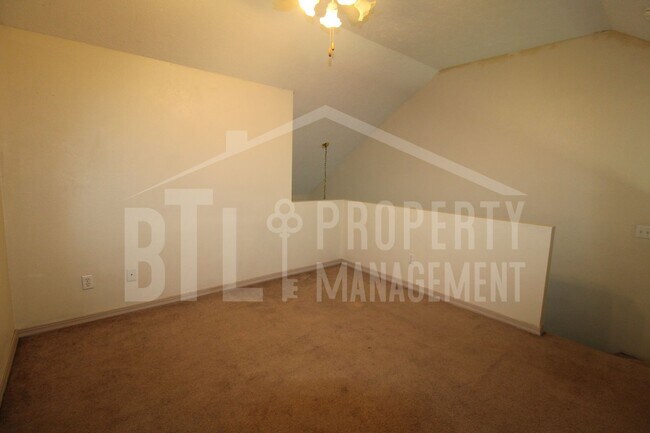 Building Photo - Charming 2 Bedroom in Branson!