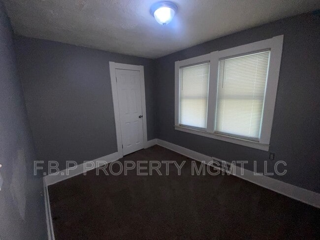 Building Photo - 11725 Yellowstone St