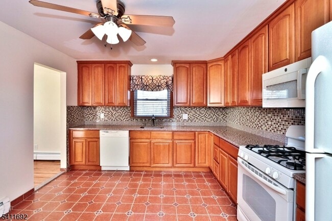 Building Photo - 118 Lexington Ave