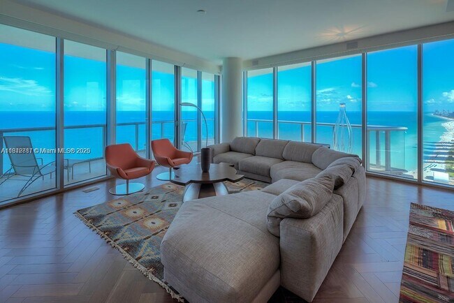 Building Photo - 17001 Collins Ave