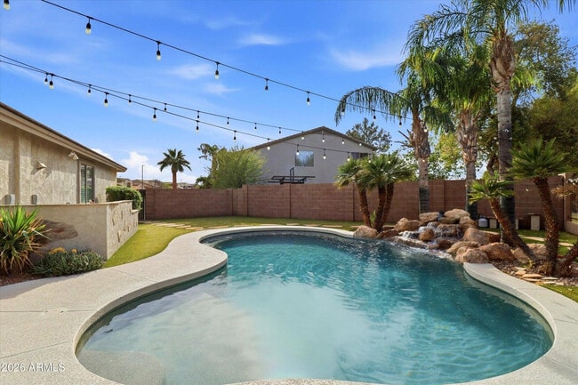 Building Photo - 3834 E Diamond Rd