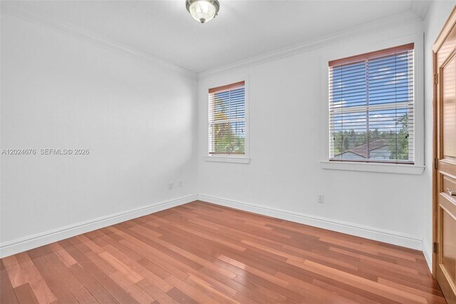 Building Photo - 2155 SW 156th Ct