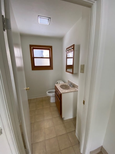 1st Floor 1/2 Bath - 404 Caroline St