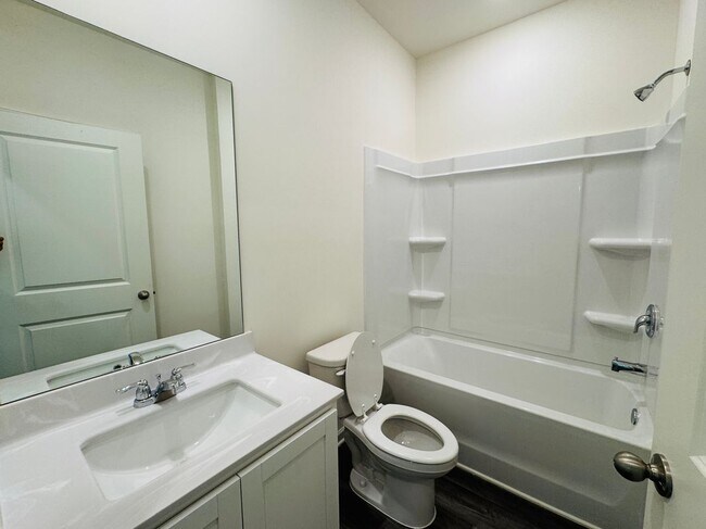 Building Photo - 2409 Argento Cir