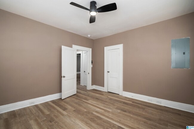 Building Photo - 516 14th St SW