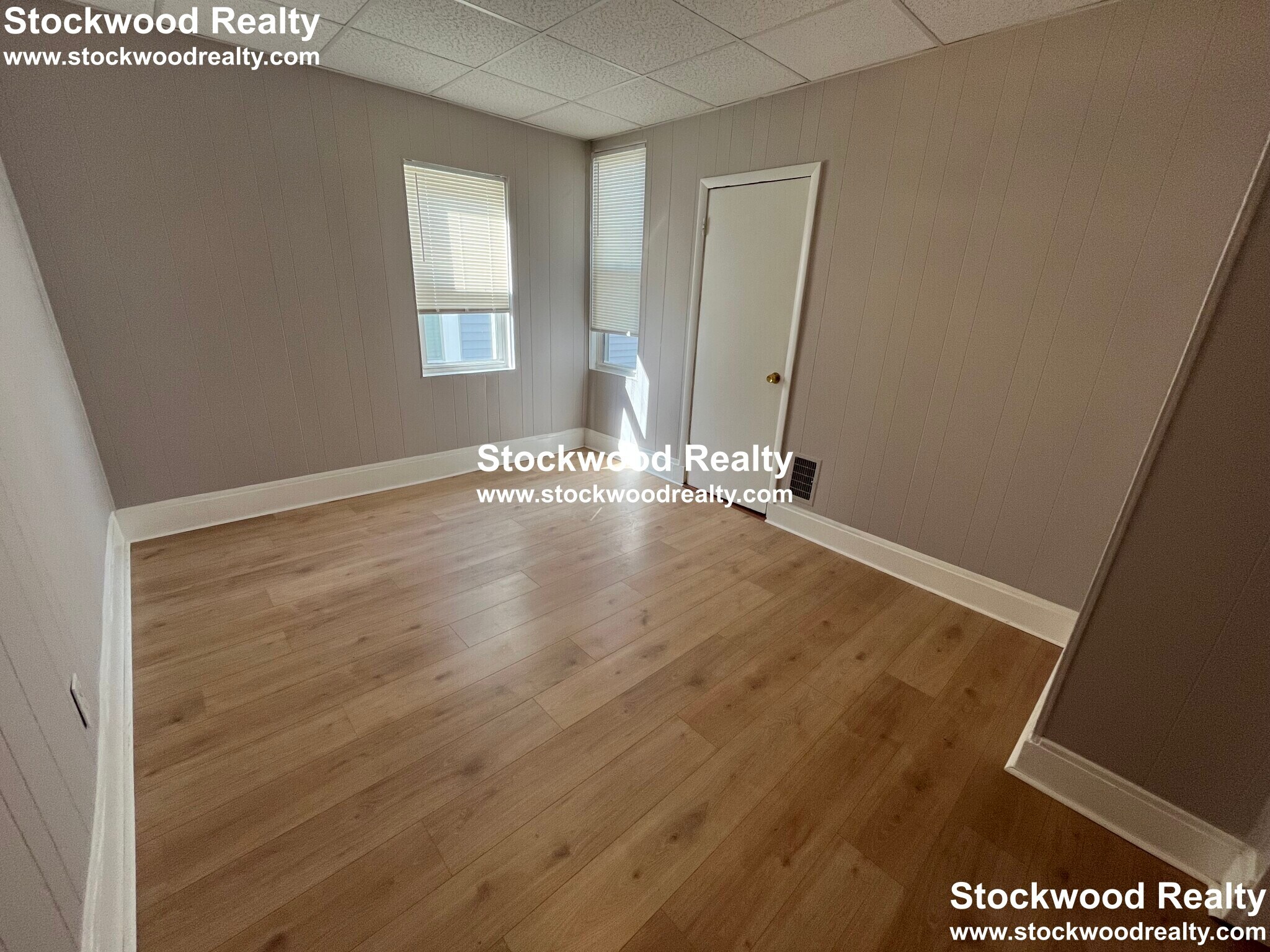 Building Photo - 14 Washburn St