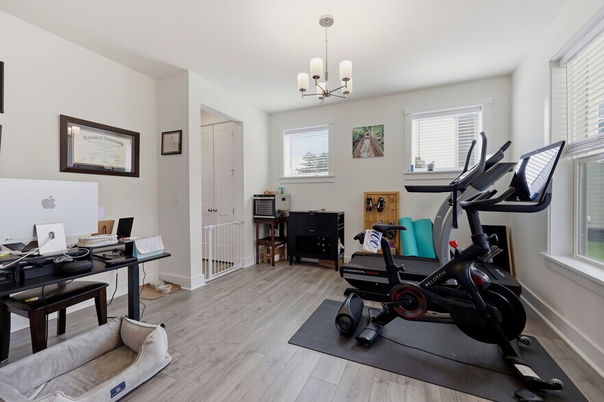 Building Photo - 1112 Basalt Ct