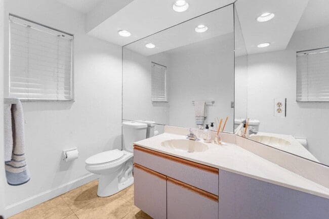 Building Photo - 6750 Boca Pines Trail