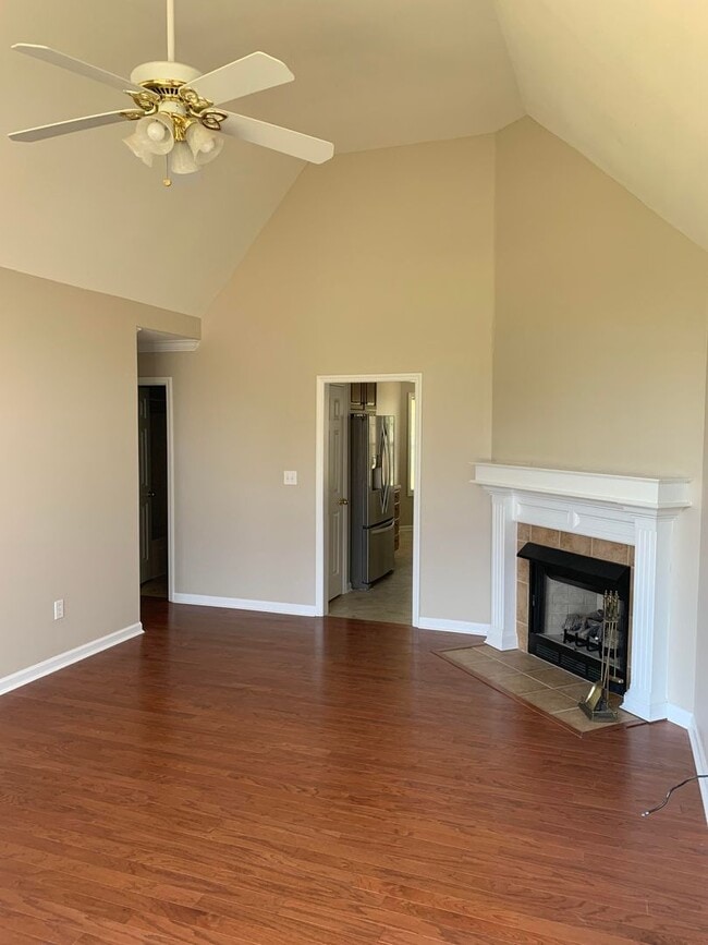 Building Photo - Nice Rancher in Toney