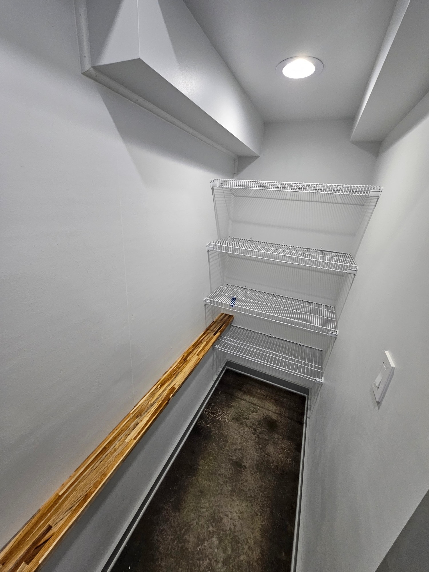 Building Photo - 3136 Hermina St