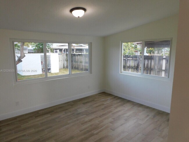 Building Photo - 3333 SW 89th Ave