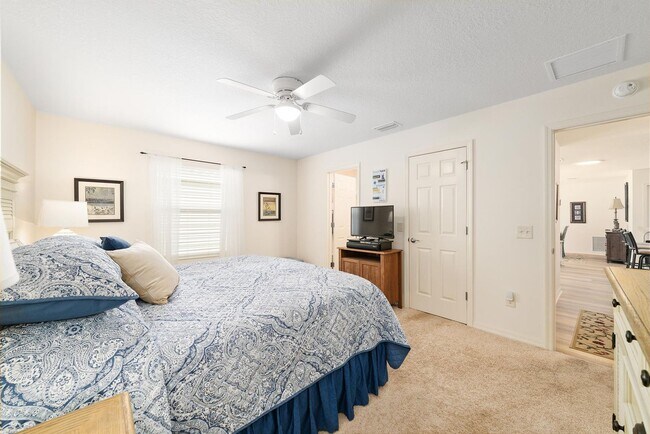 Building Photo - Furnished Annual Rental – 4-Minute Golf Cart Ride to Brownwood Town Square