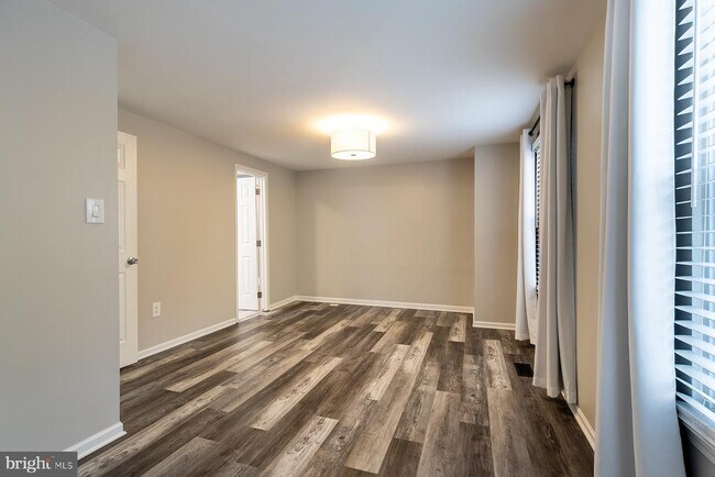 Building Photo - 1178 White Coral Ct