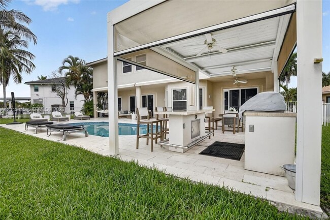 Building Photo - 981 Waterside Cir