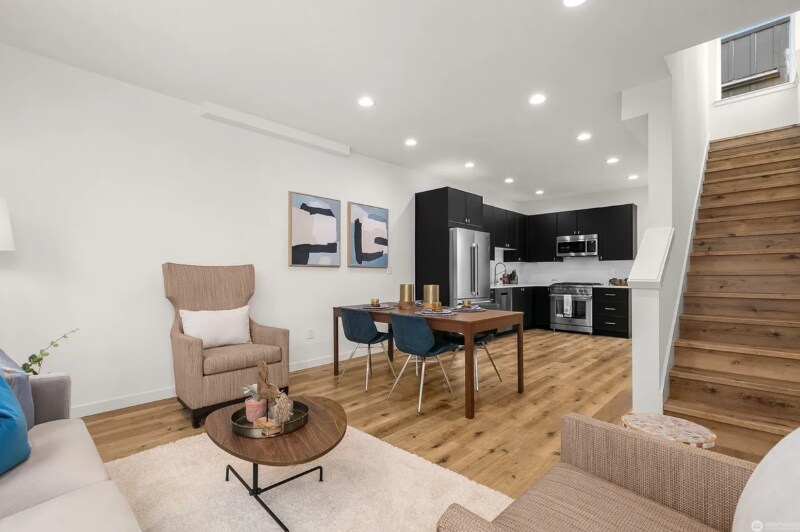 Building Photo - 9429B 18th Ave SW