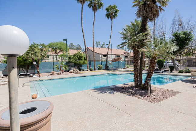 Building Photo - 1287 N Alma School Rd