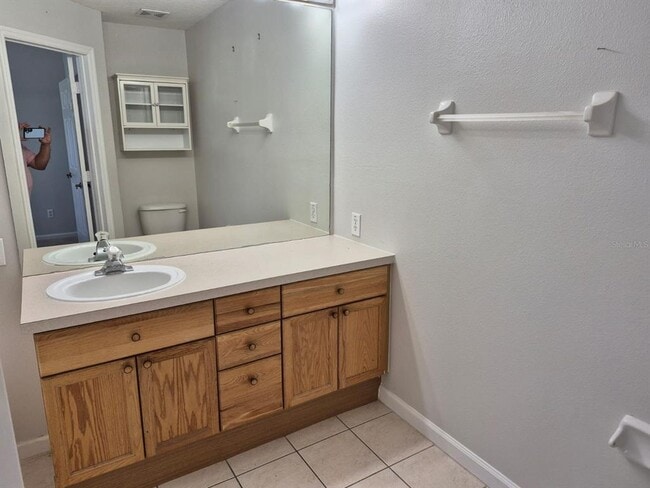 Building Photo - 2338 Silver Palm Dr