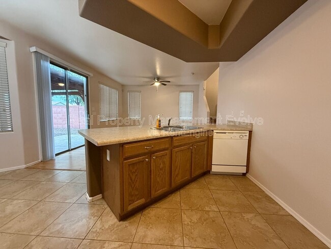 Building Photo - 9854 E Escondido Ave