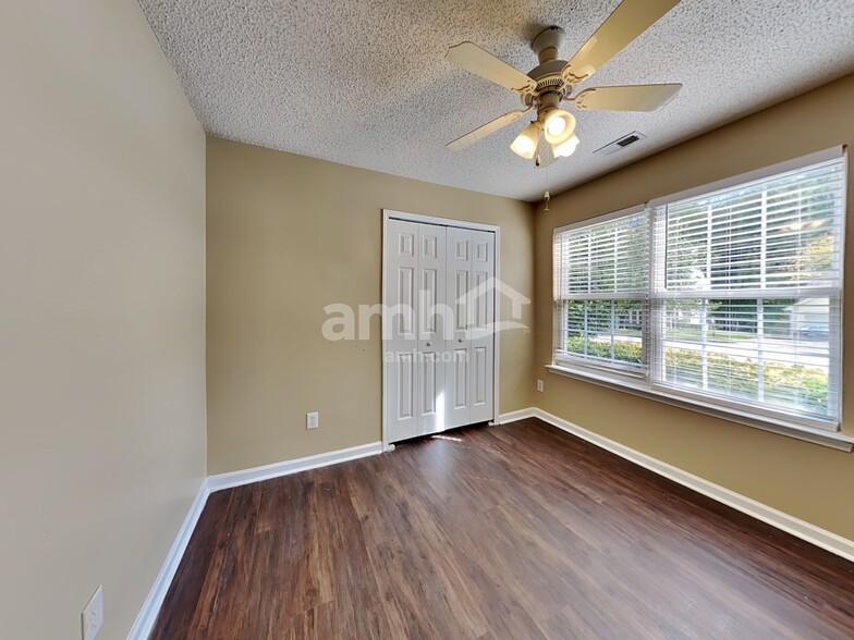 Building Photo - 1103 Poplar Ridge Rd