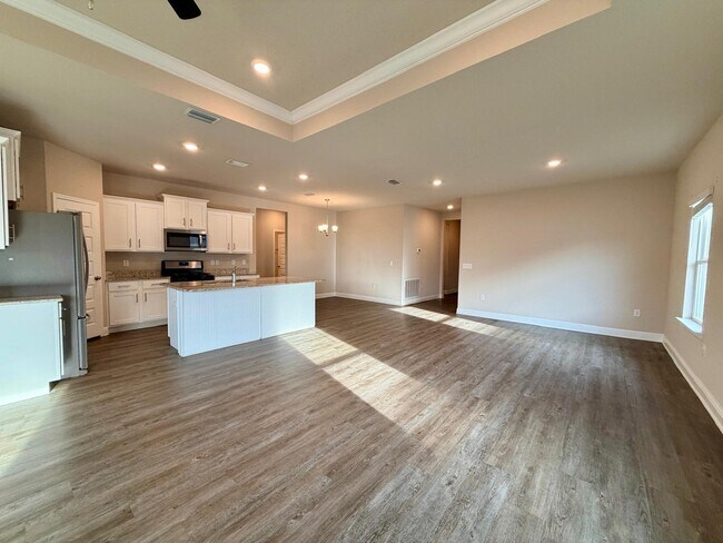 Building Photo - 31247 Palladian Wy