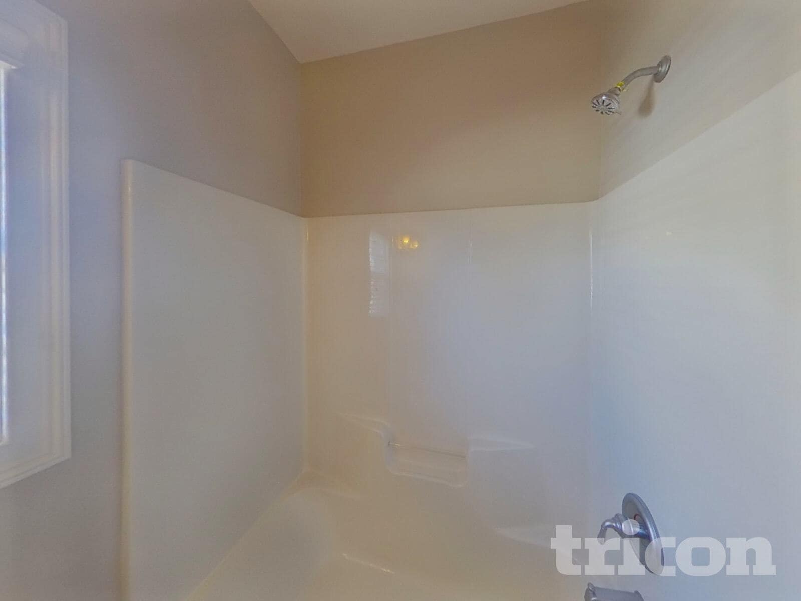 Building Photo - 1024 Eagles Brooke Dr