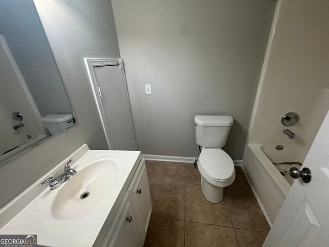 Building Photo - 10226 Stone St NW