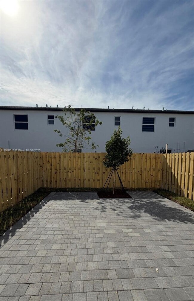 Building Photo - 15608 SW 276th Terrace