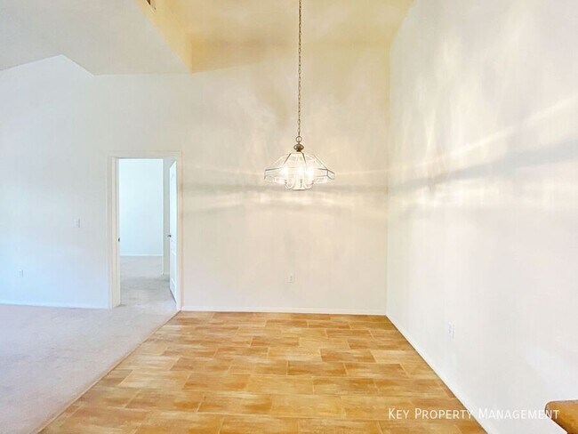 Building Photo - 3481 Desert Cliff St