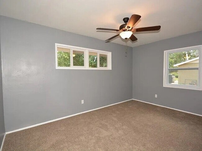 Building Photo - 1846 Derby Dr