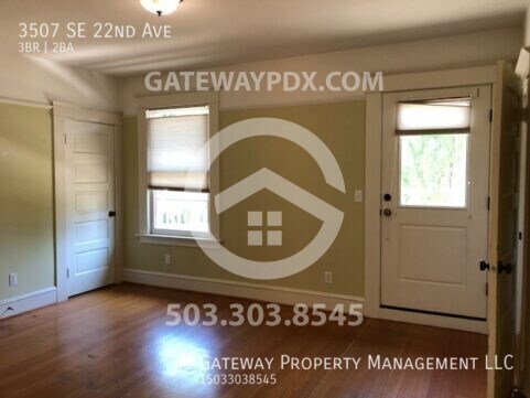 Building Photo - 3507 SE 22nd Ave