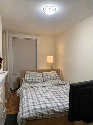 Building Photo - 8 Phillips St