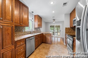 Building Photo - 16219 Bear Run St