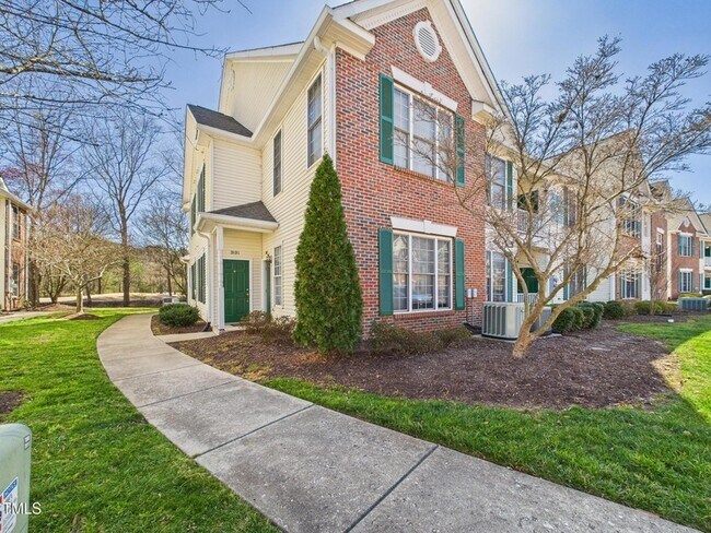 Building Photo - 2111 Kudrow Ln
