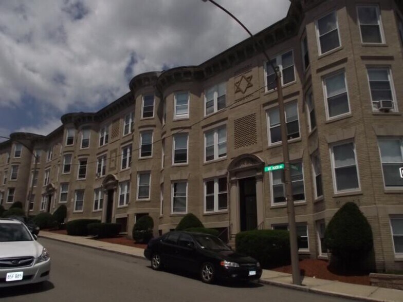 Building Photo - 7 Mt Hood Rd