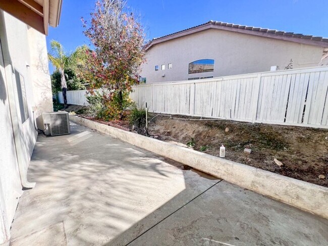 Building Photo - Wonderful 4 bedroom Temecula home for LEASE!